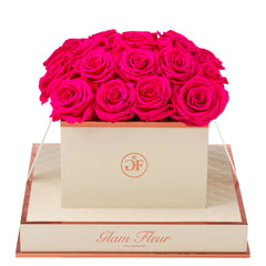 Montagé Square Fuchsia Preserved Roses